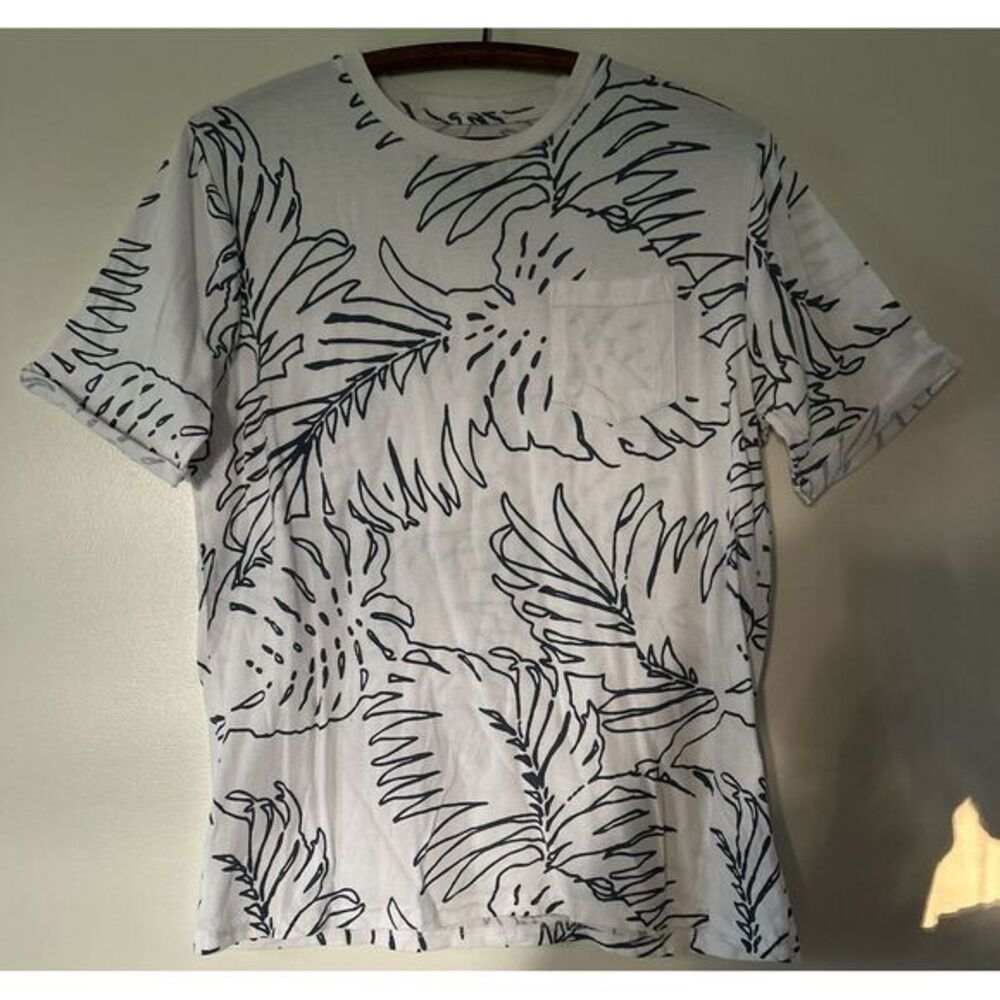 Native Code Women's T Shirt Medium Soft Tee With Breast Pocket Philodendron Leaf